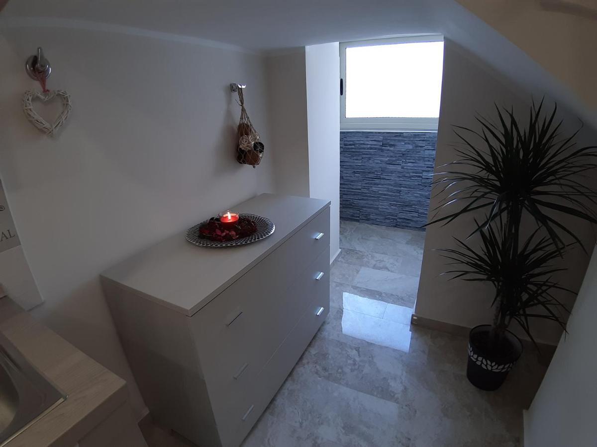 Suite Petit Κατάνια Εξωτερικό φωτογραφία